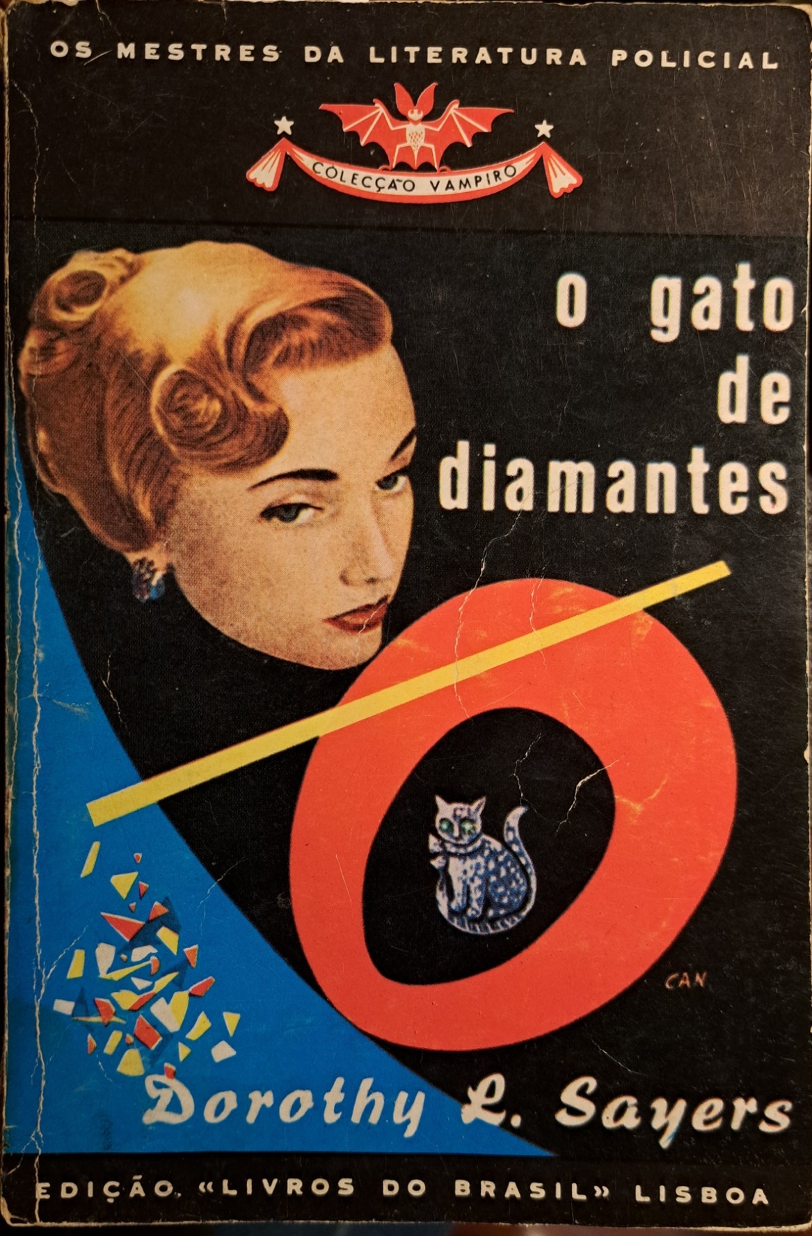 This is a Portuguese edition, titled &ldquo;o gato de diamantes&rdquo; instead of the original &ldquo;Clouds of Witness&rdquo;.